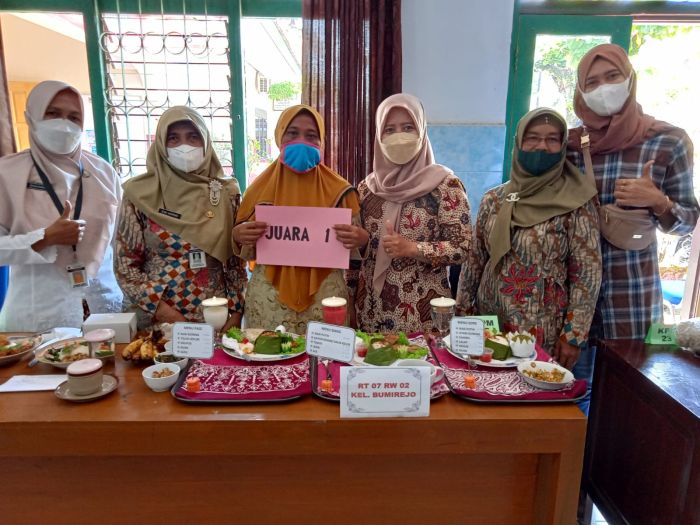 Loba Menyusun Menu dan Makanan Sehat Sehari Bagi KPM Kelurahan Bumirejo 02